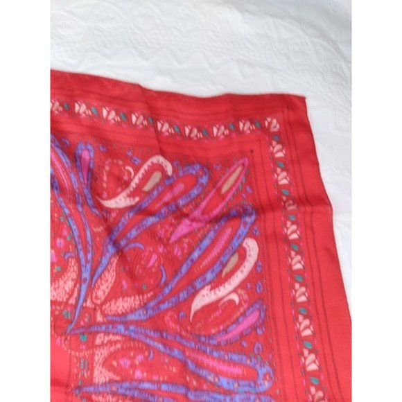 Red Print boho style print 30" square shape scarf - Picture 6 of 7